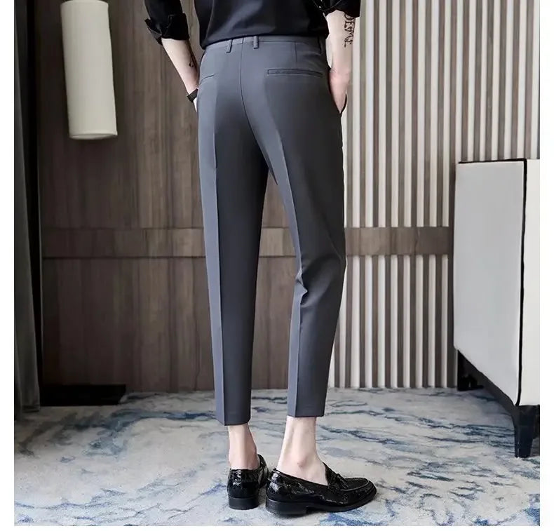 Fashionable Cropped Pants For Men