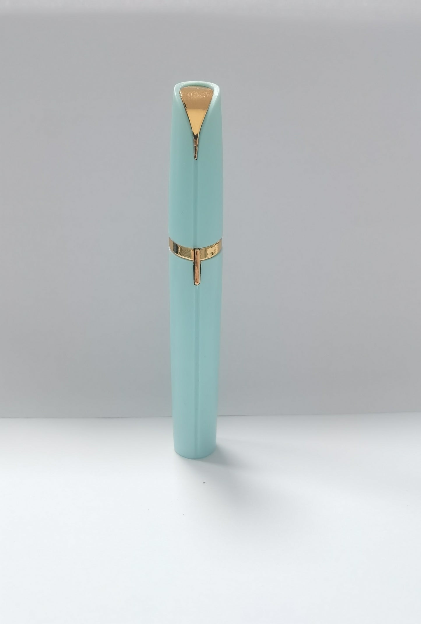 Mini Electric Eyebrow Trimmer Lipstick Brows Pen Hair Remover